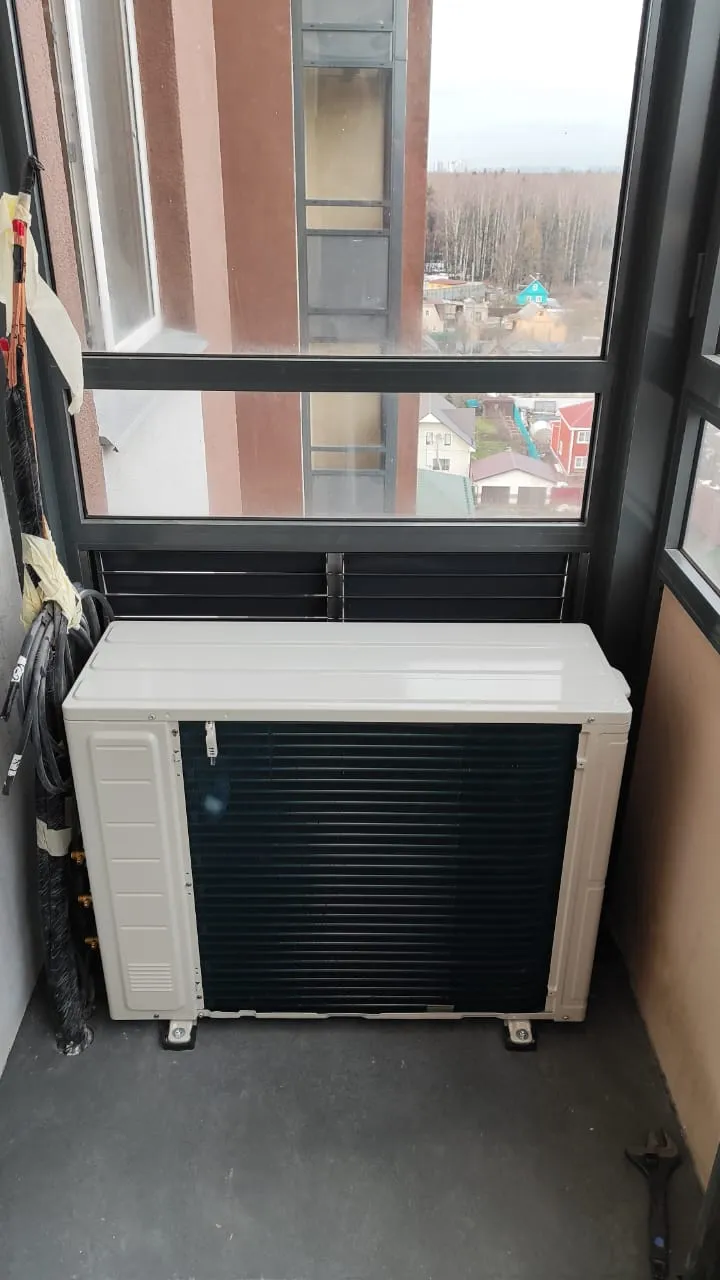 Монтаж мульти-сплит систем на Янино 1 Монтаж мульти-сплит систем на Янино 1