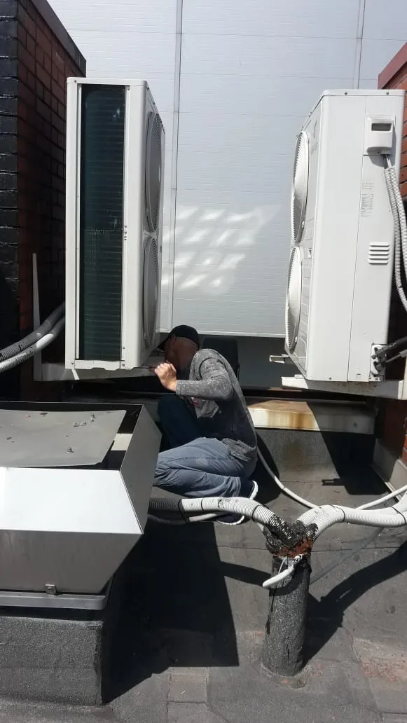 "Фамилия" Континент "Фамилия" Континент