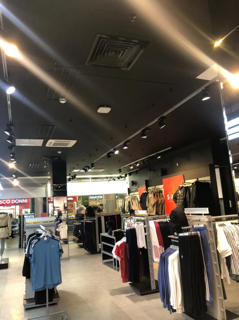 Adidas фанкойлы ТК Сенная Adidas фанкойлы ТК Сенная