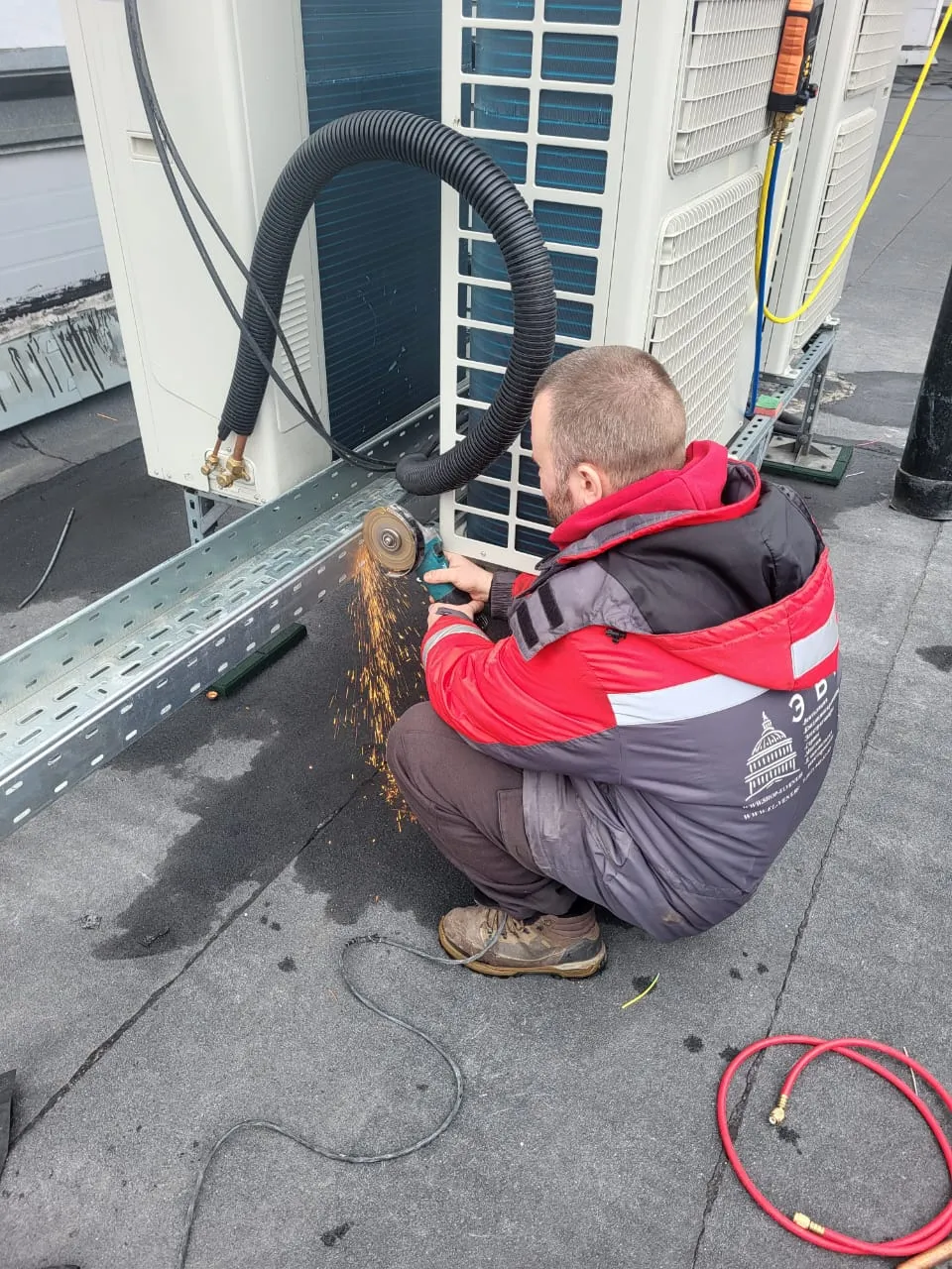 «FAMILIA» пр.Науки ТЦ Торговый Двор «FAMILIA» пр.Науки ТЦ Торговый Двор