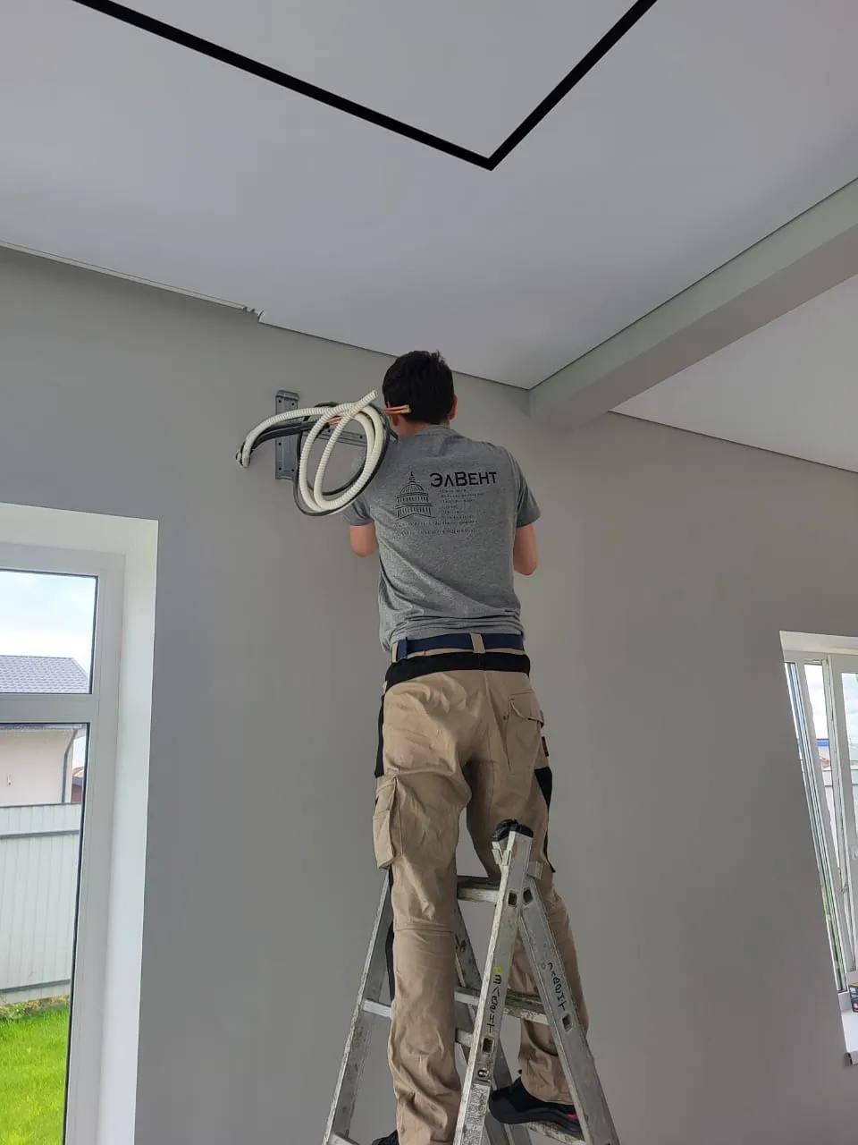 Заречная улица в городском посёлке Фёдоровское Заречная улица в городском посёлке Фёдоровское