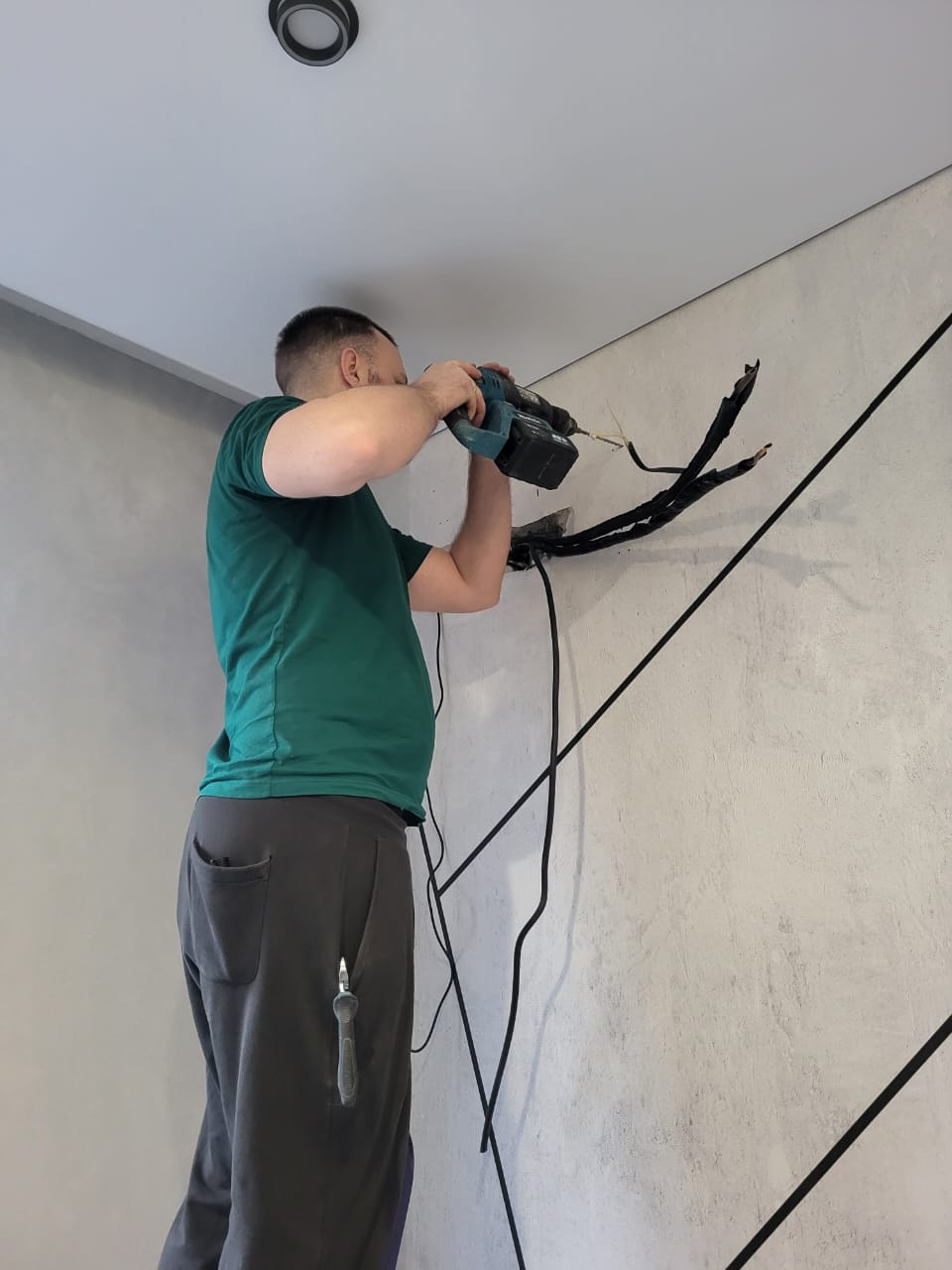 Монтаж кондиционера ЖК Малоохтинский Монтаж кондиционера ЖК Малоохтинский