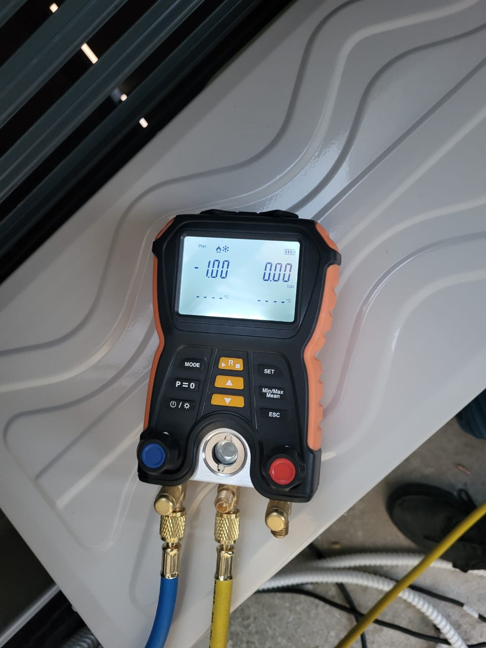 Монтаж сплит-системы на Б.Сампсоньевской Монтаж сплит-системы на Б.Сампсоньевской