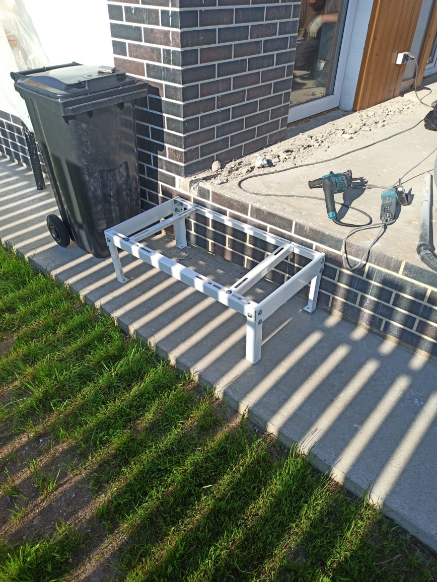 Южная Южная