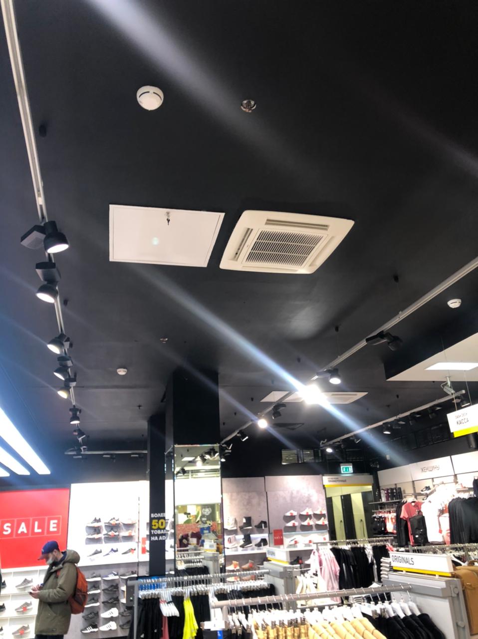 Adidas фанкойлы ТК Сенная Adidas фанкойлы ТК Сенная