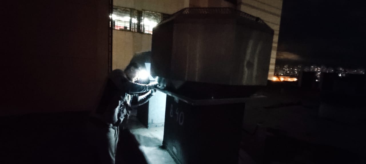 Rostic's на Заневском "замена главного вытяжного вентилятора" Rostic's на Заневском "замена главного вытяжного вентилятора"